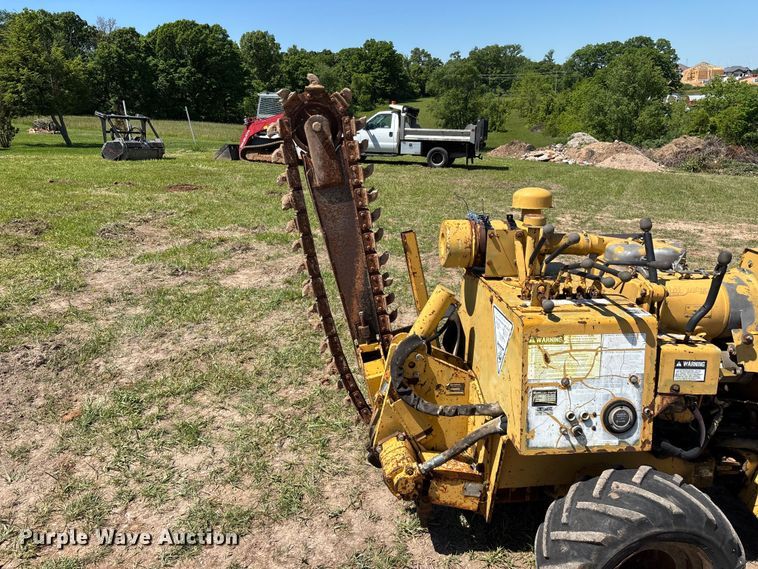 image for item EO4242 1989 Vermeer LM-35 trencher