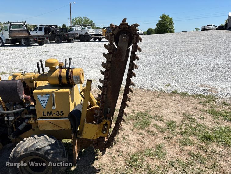 image for item EO4242 1989 Vermeer LM-35 trencher