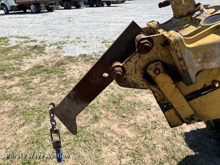 image for item EO4242 1989 Vermeer LM-35 trencher