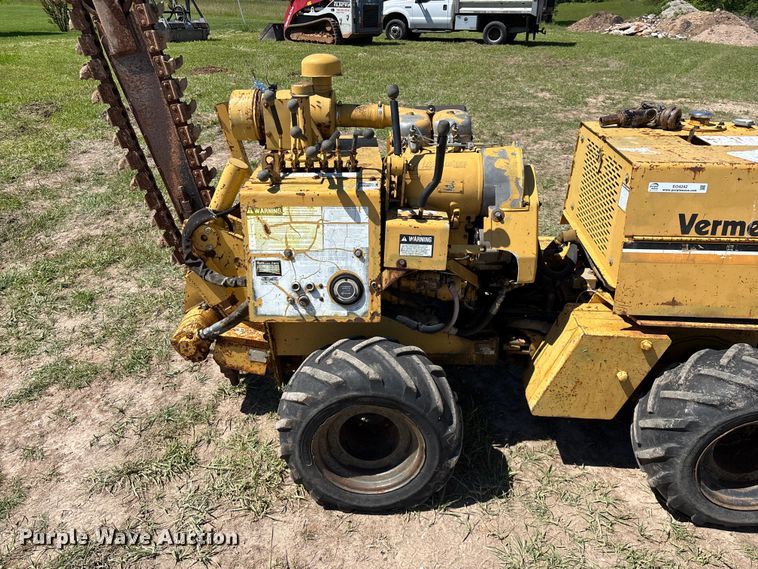 image for item EO4242 1989 Vermeer LM-35 trencher