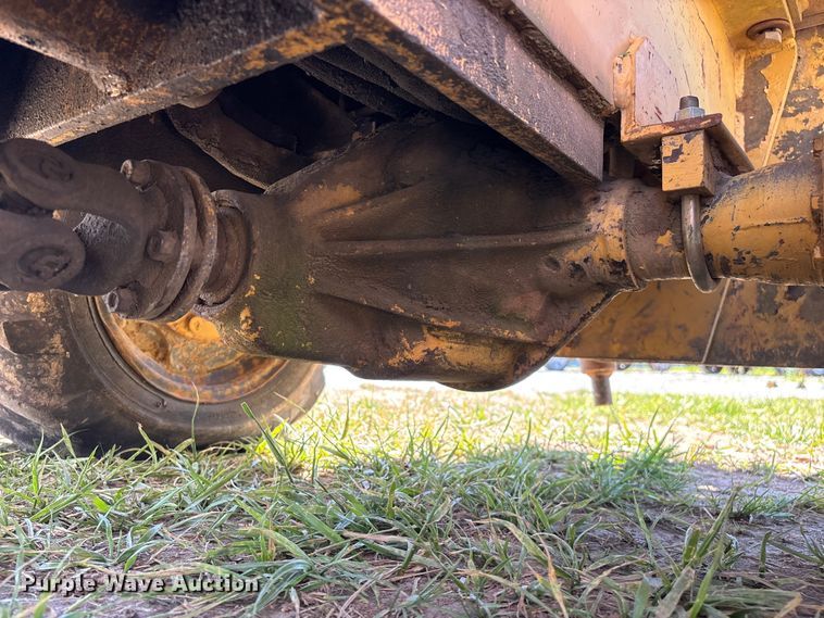 image for item EO4242 1989 Vermeer LM-35 trencher