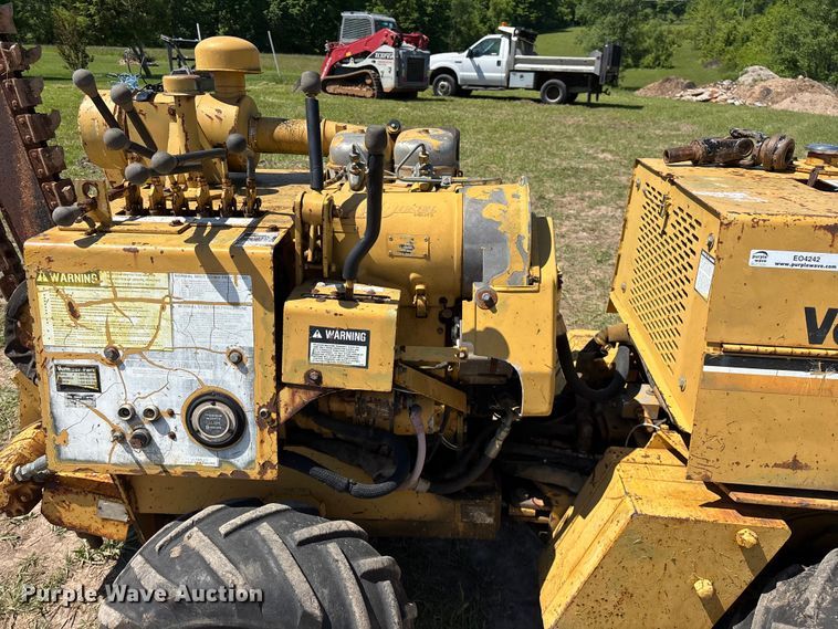 image for item EO4242 1989 Vermeer LM-35 trencher