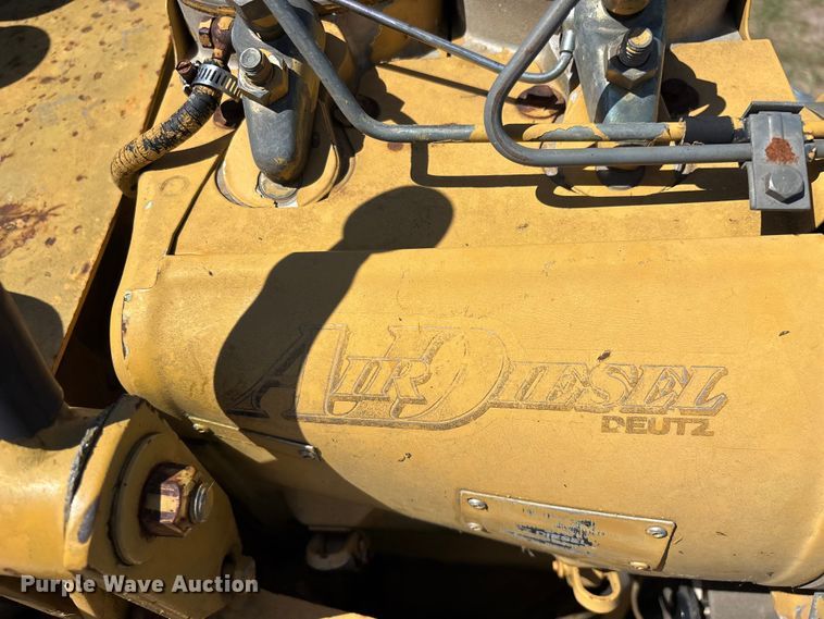 image for item EO4242 1989 Vermeer LM-35 trencher