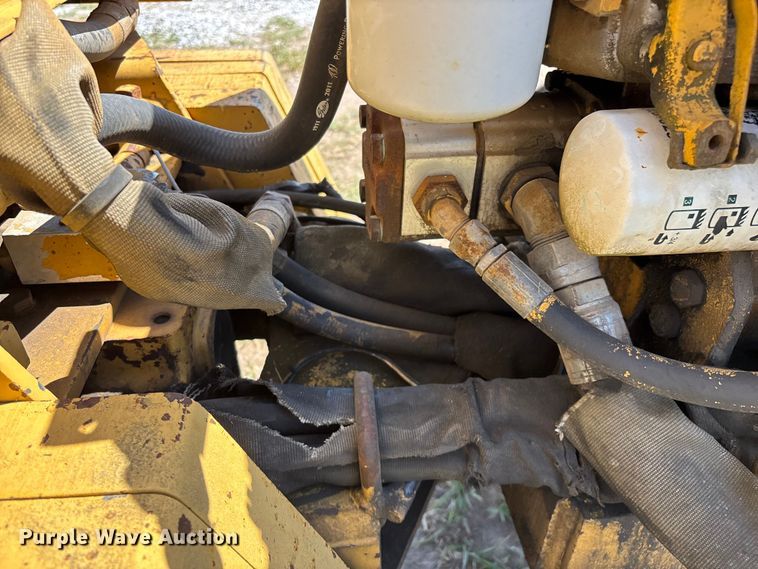 image for item EO4242 1989 Vermeer LM-35 trencher