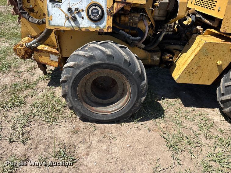 image for item EO4242 1989 Vermeer LM-35 trencher