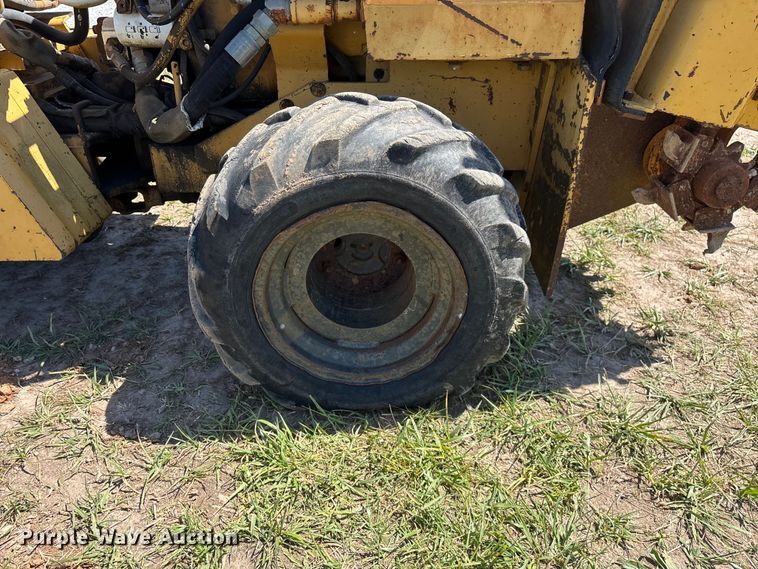 image for item EO4242 1989 Vermeer LM-35 trencher