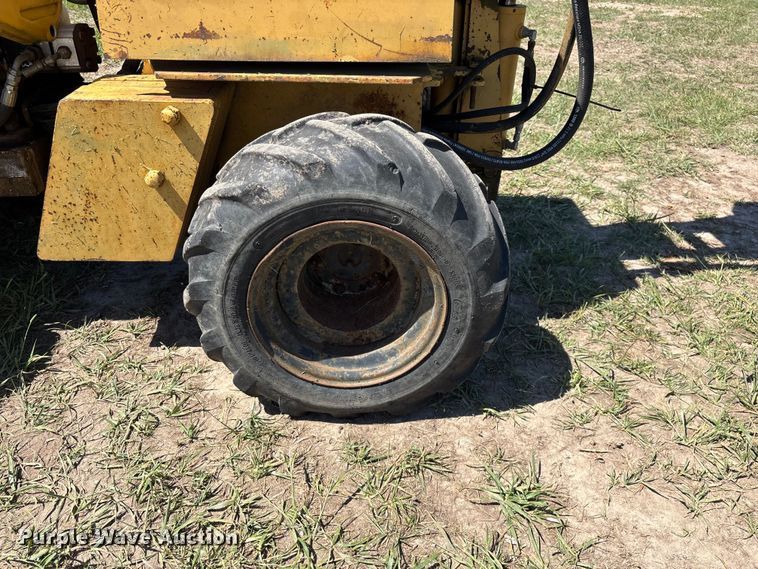 image for item EO4242 1989 Vermeer LM-35 trencher