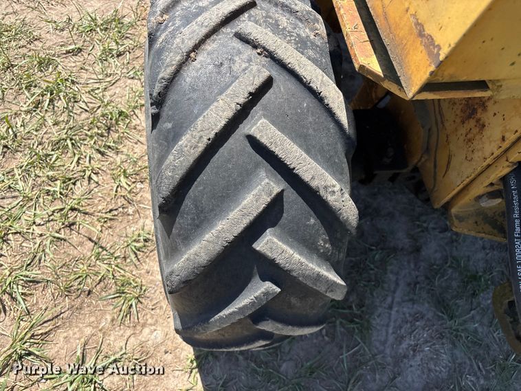 image for item EO4242 1989 Vermeer LM-35 trencher