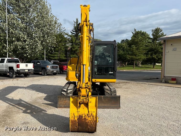 image for item EO4245 Komatsu PC70-8 mini excavator