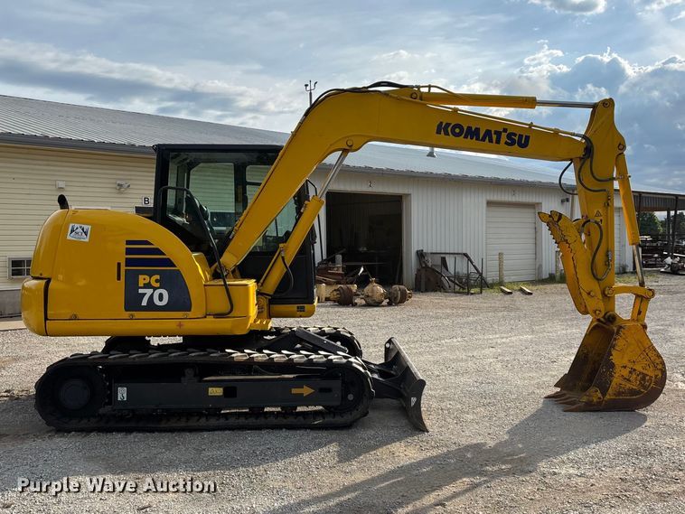 image for item EO4245 Komatsu PC70-8 mini excavator