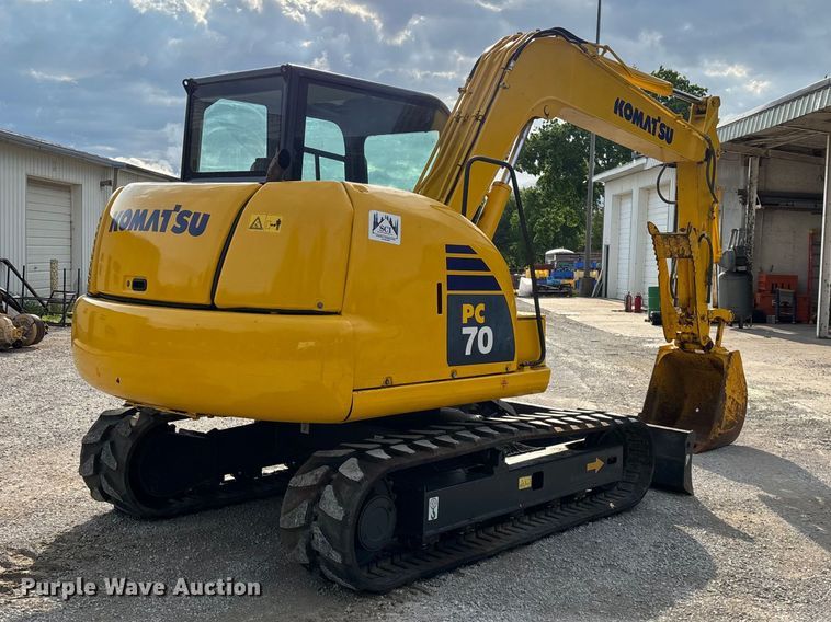 image for item EO4245 Komatsu PC70-8 mini excavator