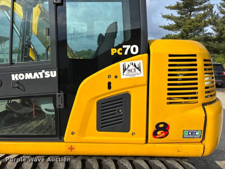 image for item EO4245 Komatsu PC70-8 mini excavator