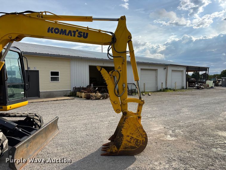 image for item EO4245 Komatsu PC70-8 mini excavator