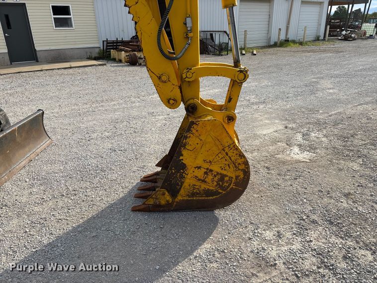 image for item EO4245 Komatsu PC70-8 mini excavator