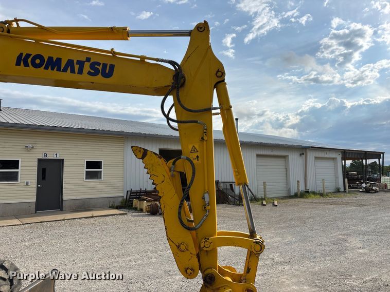 image for item EO4245 Komatsu PC70-8 mini excavator