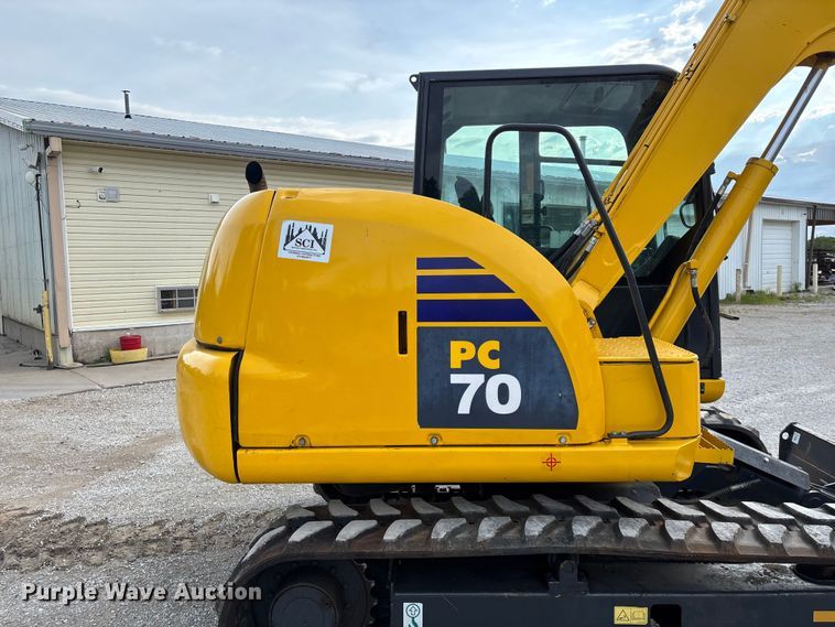 image for item EO4245 Komatsu PC70-8 mini excavator
