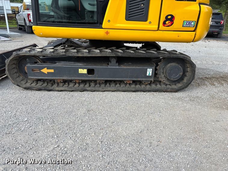 image for item EO4245 Komatsu PC70-8 mini excavator