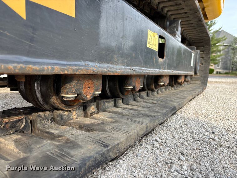 image for item EO4245 Komatsu PC70-8 mini excavator