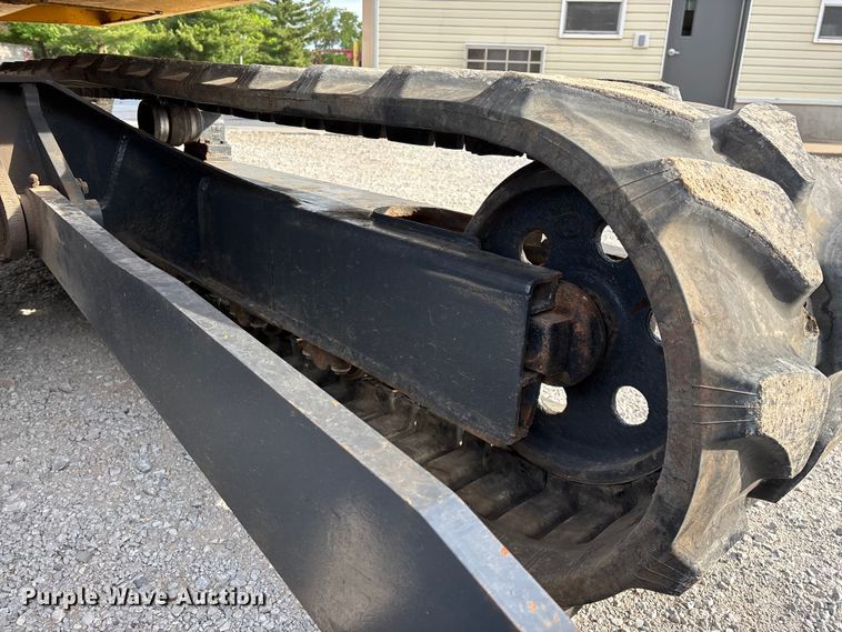 image for item EO4245 Komatsu PC70-8 mini excavator