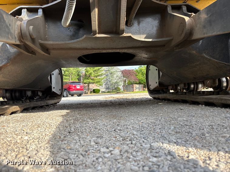 image for item EO4245 Komatsu PC70-8 mini excavator