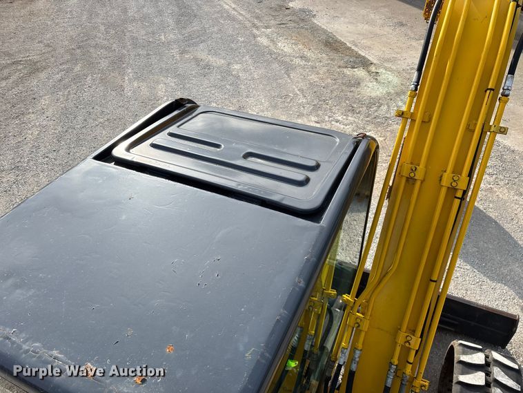 image for item EO4245 Komatsu PC70-8 mini excavator