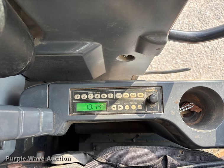 image for item EO4245 Komatsu PC70-8 mini excavator