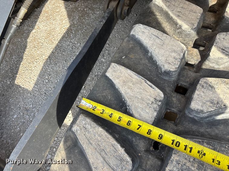 image for item EO4245 Komatsu PC70-8 mini excavator