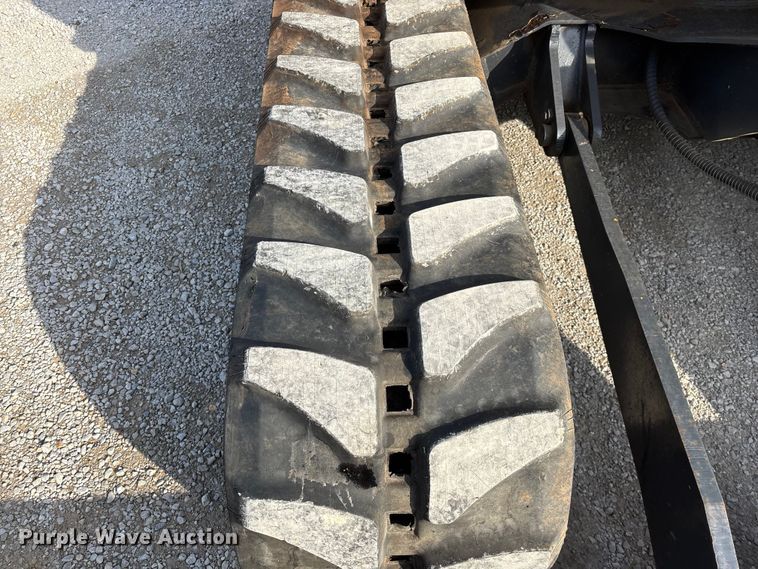 image for item EO4245 Komatsu PC70-8 mini excavator