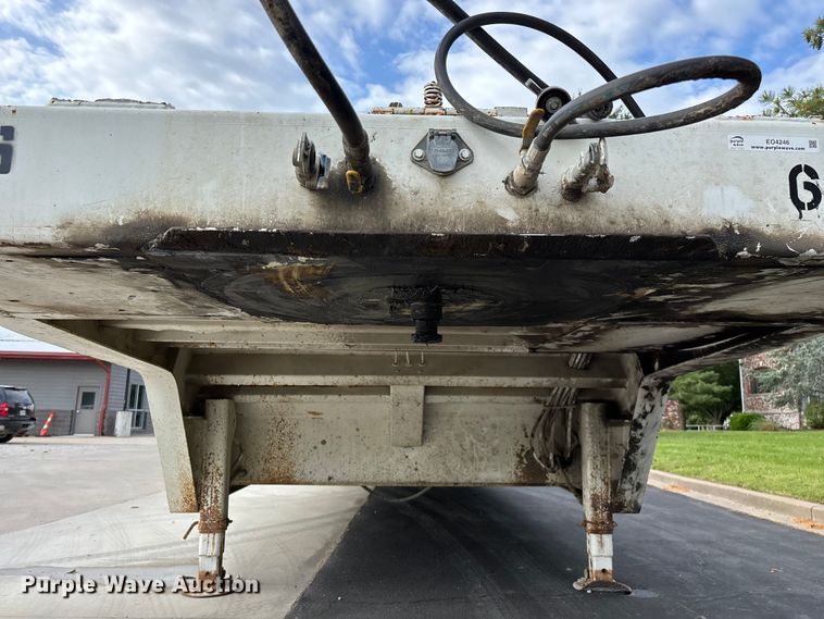 image for item EO4246 1991 Trail King TK70HT-462 drop deck equipment trailer