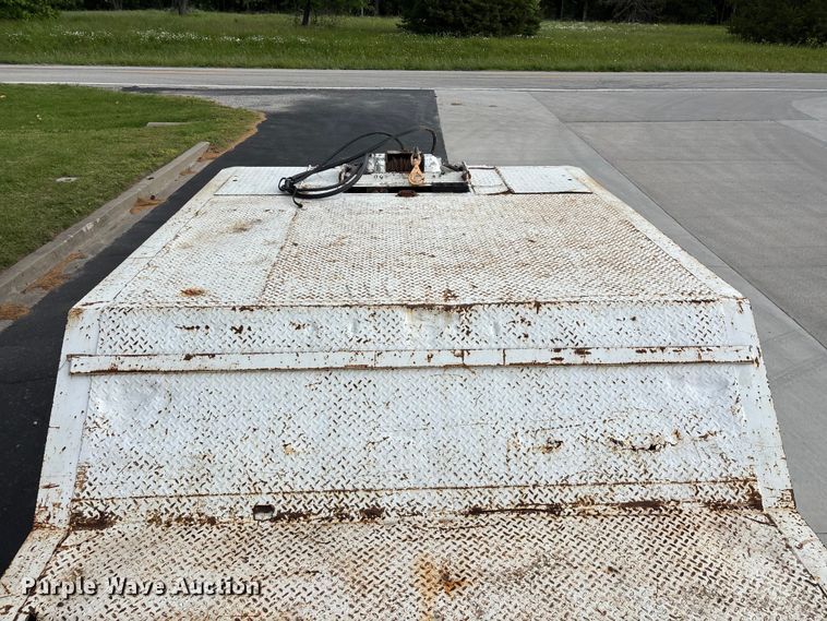 image for item EO4246 1991 Trail King TK70HT-462 drop deck equipment trailer
