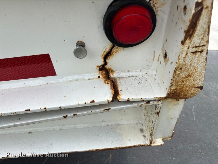 image for item EO4246 1991 Trail King TK70HT-462 drop deck equipment trailer