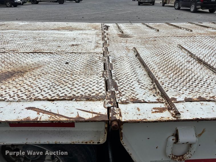 image for item EO4246 1991 Trail King TK70HT-462 drop deck equipment trailer
