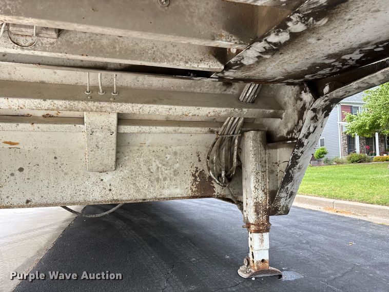 image for item EO4246 1991 Trail King TK70HT-462 drop deck equipment trailer