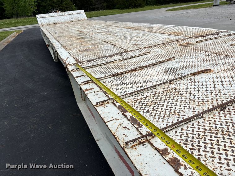 image for item EO4246 1991 Trail King TK70HT-462 drop deck equipment trailer