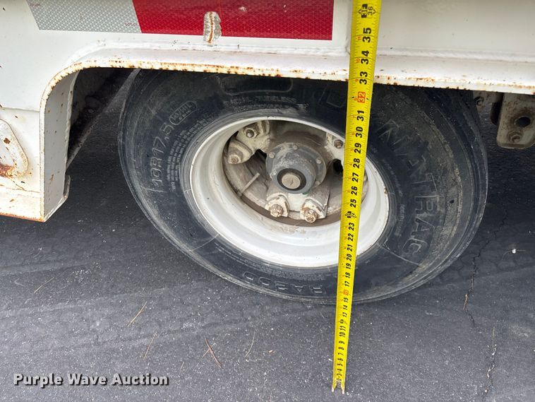 image for item EO4246 1991 Trail King TK70HT-462 drop deck equipment trailer