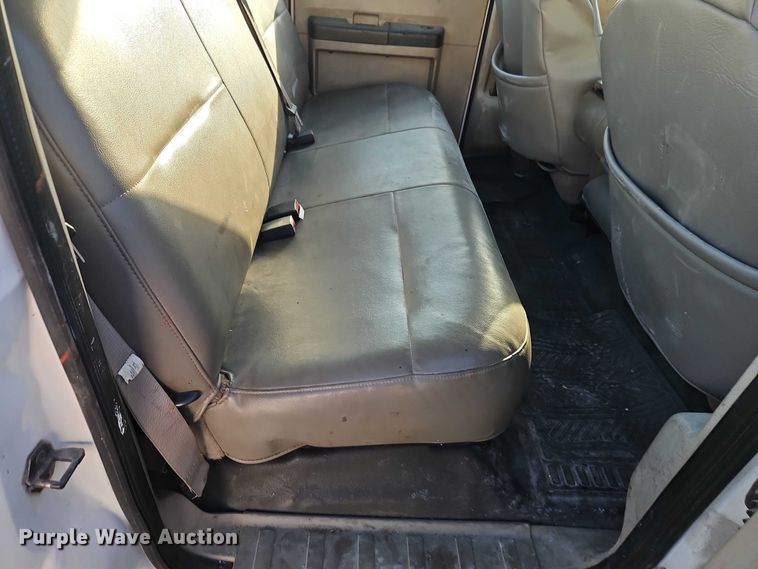 image for item EO7125 2008 Ford F450 Super Duty XL Crew Cab truck cab and chassis