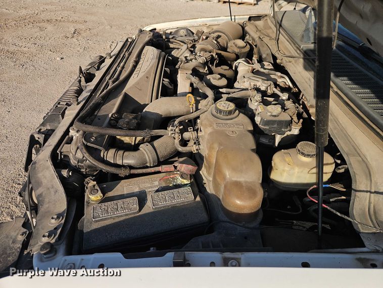 image for item EO7125 2008 Ford F450 Super Duty XL Crew Cab truck cab and chassis