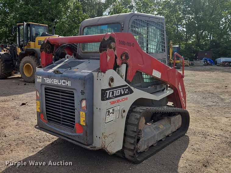 image for item EO7306 2018 Takeuchi TL10V2 tracked skid steer loader