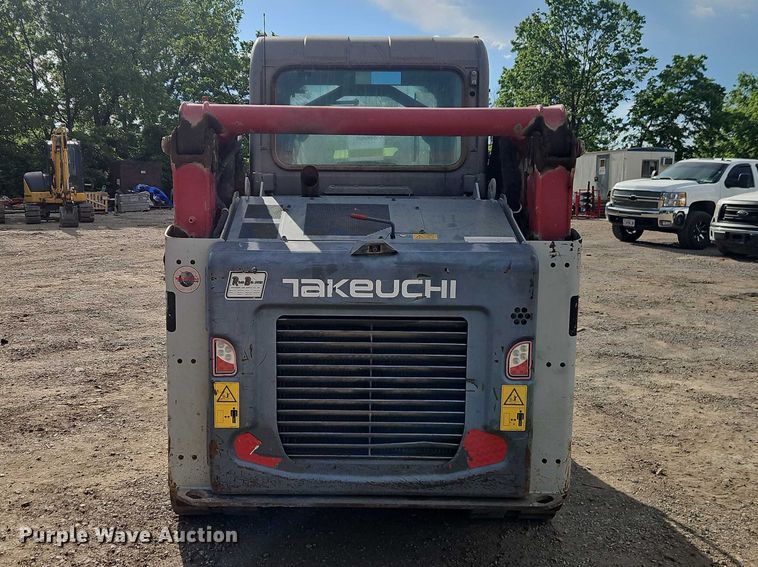 image for item EO7306 2018 Takeuchi TL10V2 tracked skid steer loader