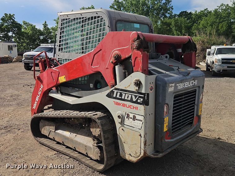 image for item EO7306 2018 Takeuchi TL10V2 tracked skid steer loader