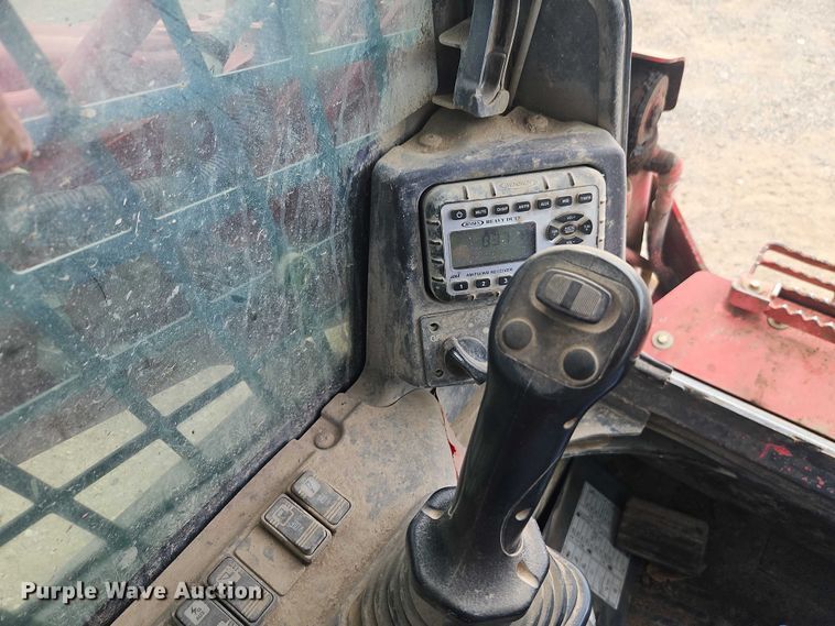 image for item EO7306 2018 Takeuchi TL10V2 tracked skid steer loader