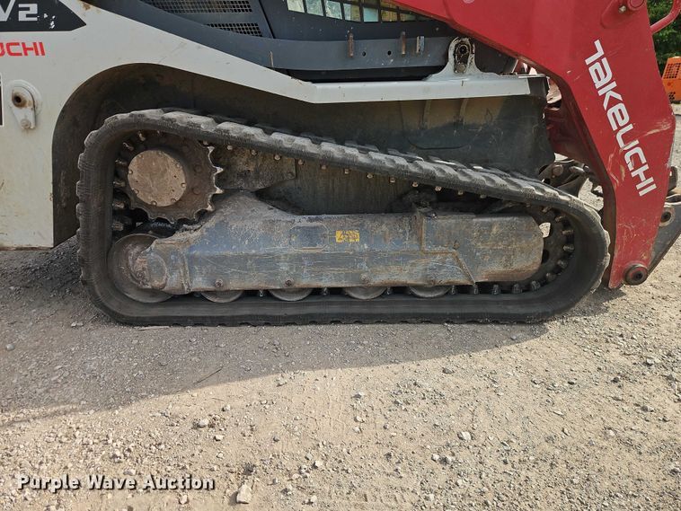 image for item EO7306 2018 Takeuchi TL10V2 tracked skid steer loader