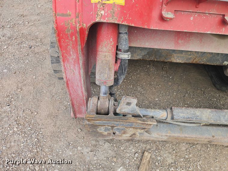 image for item EO7307 2019 Takeuchi TL10V2 tracked skid steer loader