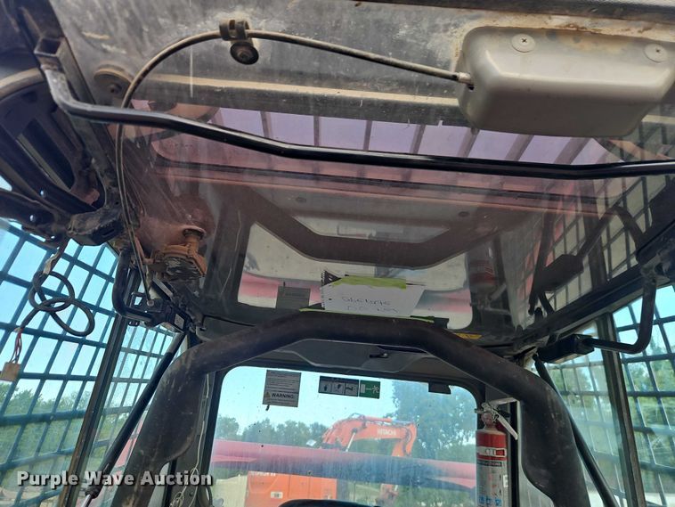 image for item EO7307 2019 Takeuchi TL10V2 tracked skid steer loader