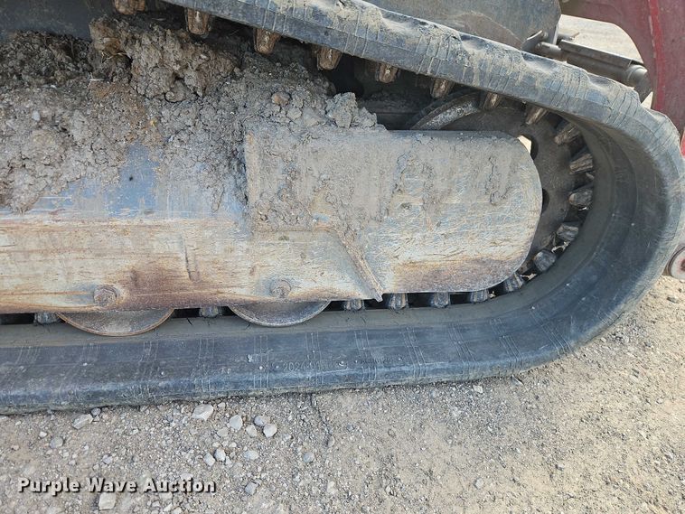 image for item EO7307 2019 Takeuchi TL10V2 tracked skid steer loader