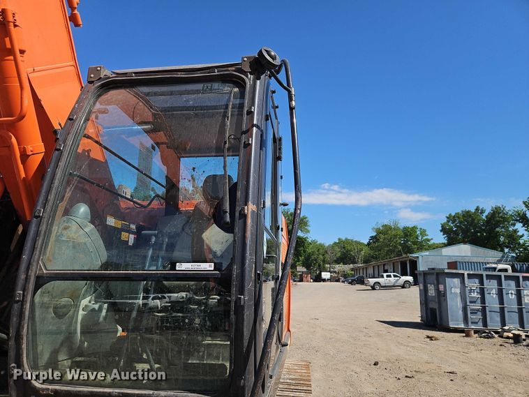 image for item EO7308 Hitachi 245USLC6N Hydraulic Excavators