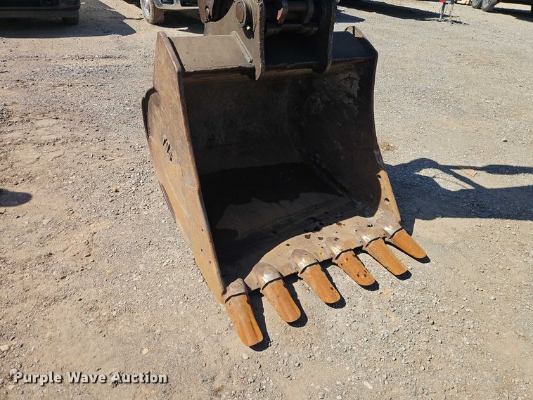 image for item EO7308 Hitachi 245USLC6N Hydraulic Excavators
