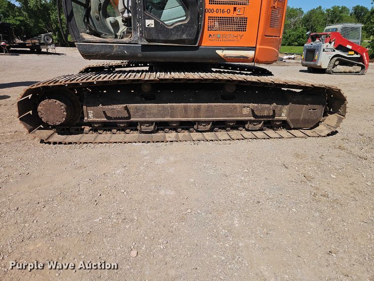 image for item EO7308 Hitachi 245USLC6N Hydraulic Excavators