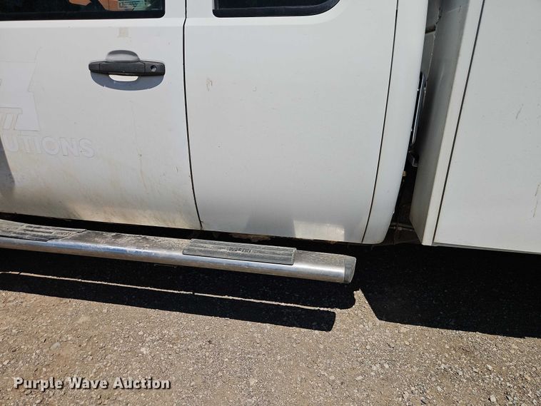 image for item EO7309 2012 Chevrolet Silverado 3500HD Ext. Cab utility bed pickup truck