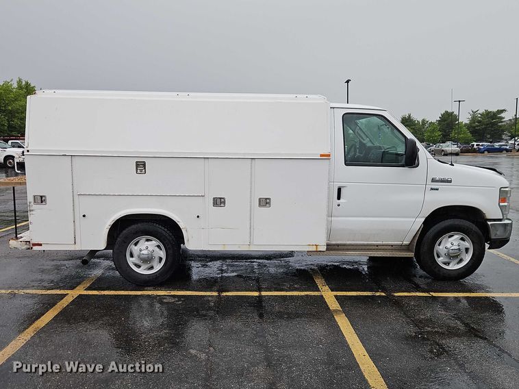 image for item EO7319 2012 Ford E350 utility van